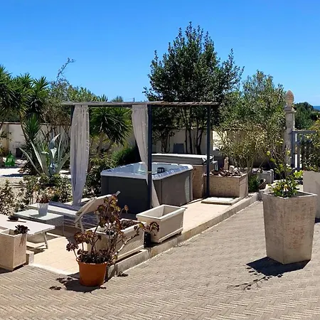 Secret Garden No. 1 Chalet San Pietro in Bevagna