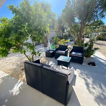 Chalet Secret Garden No. 1